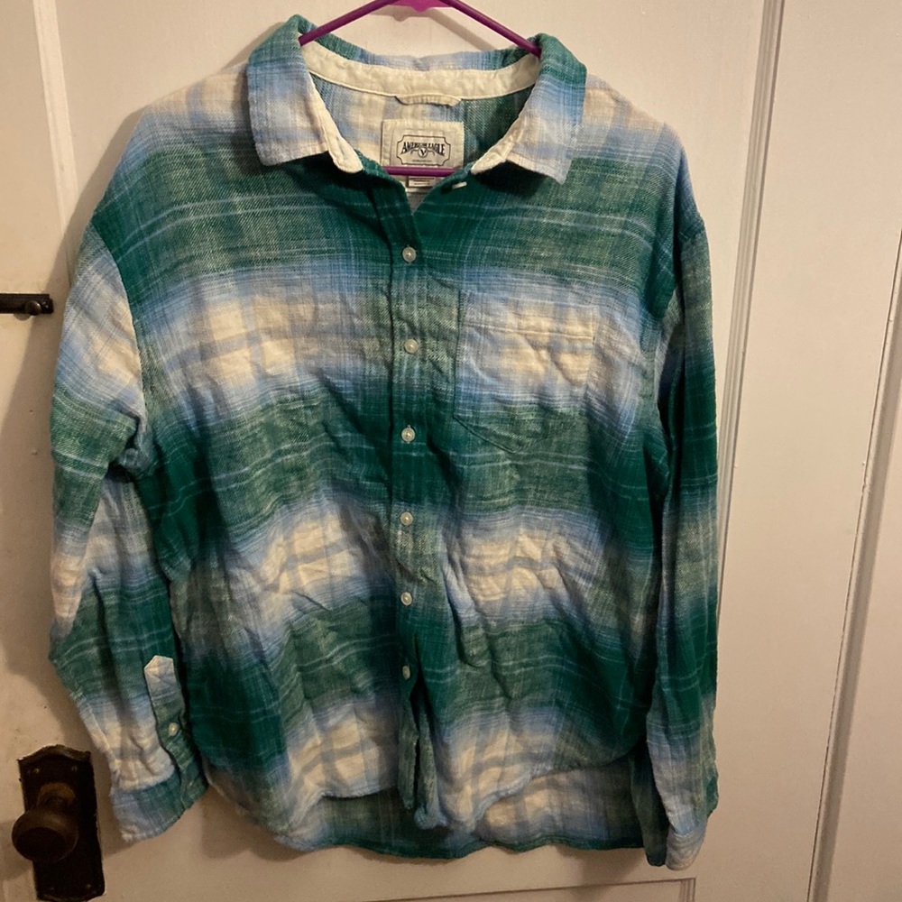 American Eagle button up